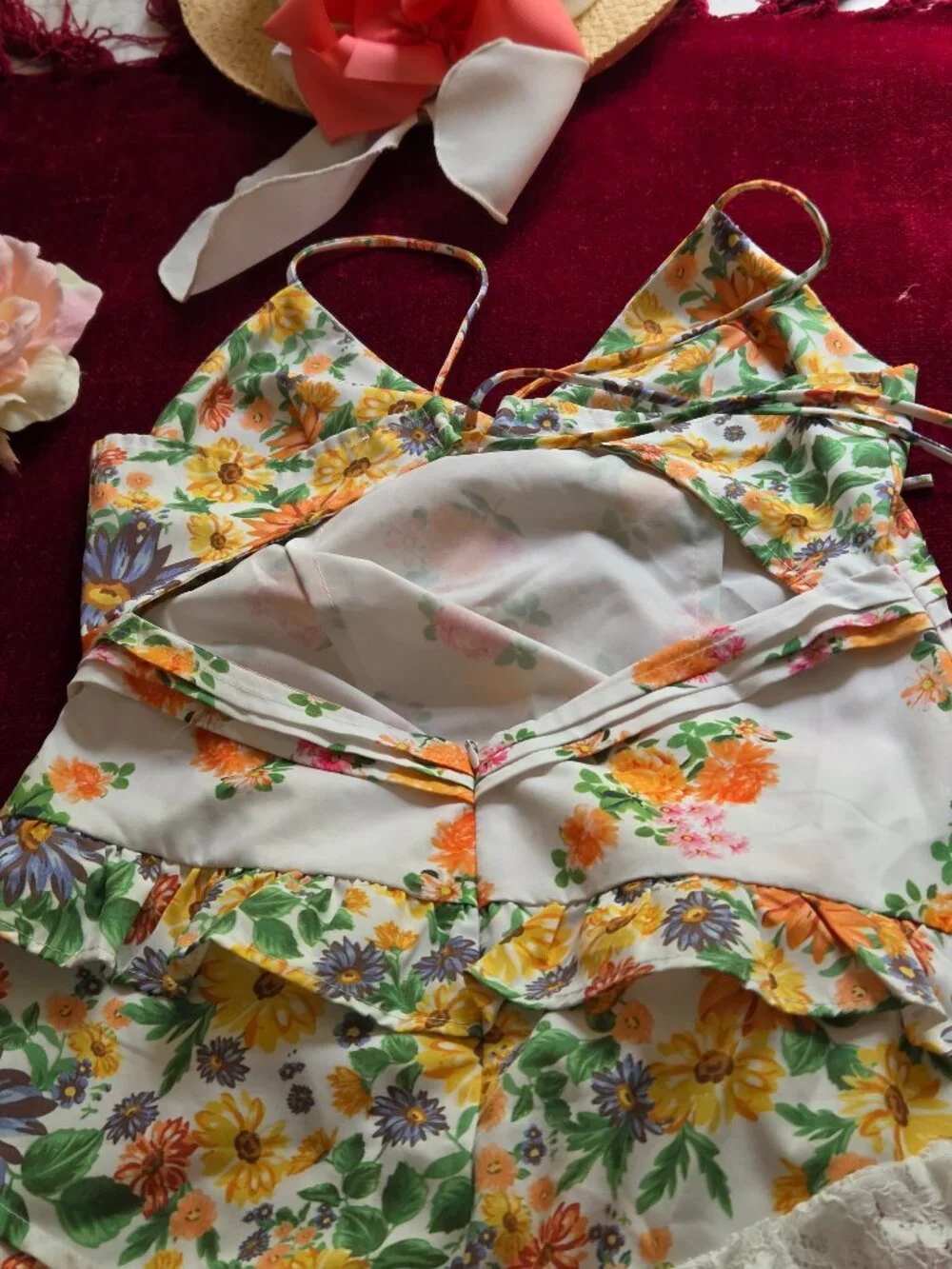 STUNNING FLORAL RUFFLE MAXI WITH BUTTER SOFT EYELASH LACE NEW!!!!!!! SIZE SMALL
